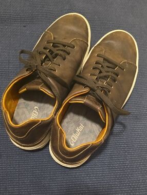 OluKai Men's Dark Brown Leather Low-Top Sneaker Slip Ons